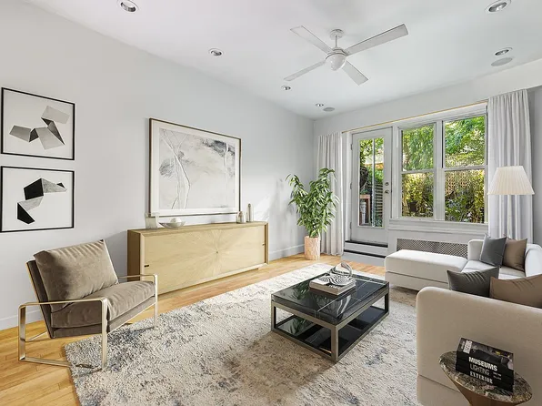 11 Charlton St APT 1A, Manhattan, NY 10014