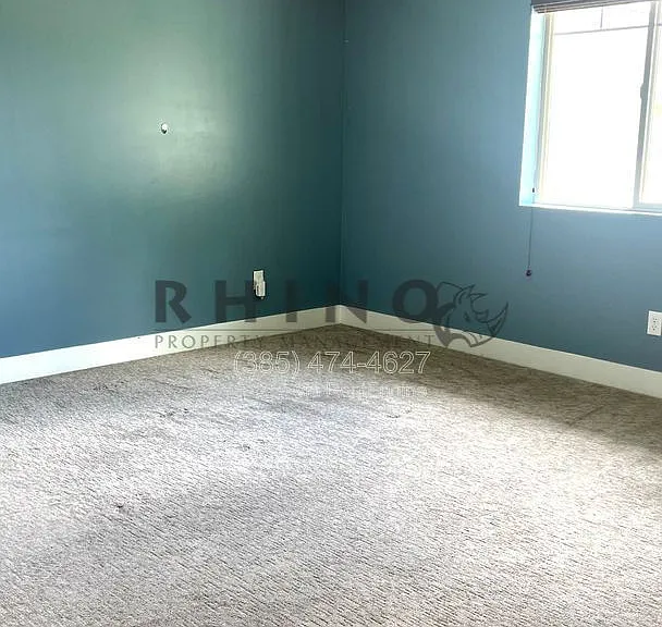 578 N Dexter St — Photo 6