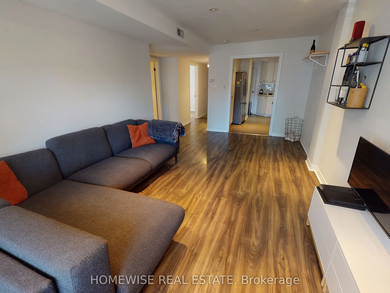 3 bed, $2,500 — Photo 4