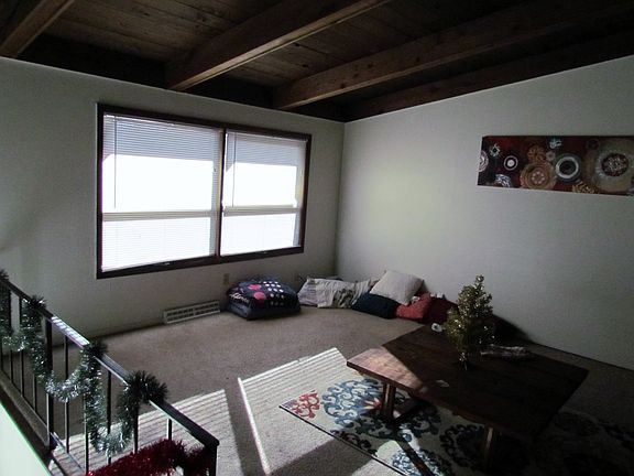 3rd image of 2134 La Mar Ave