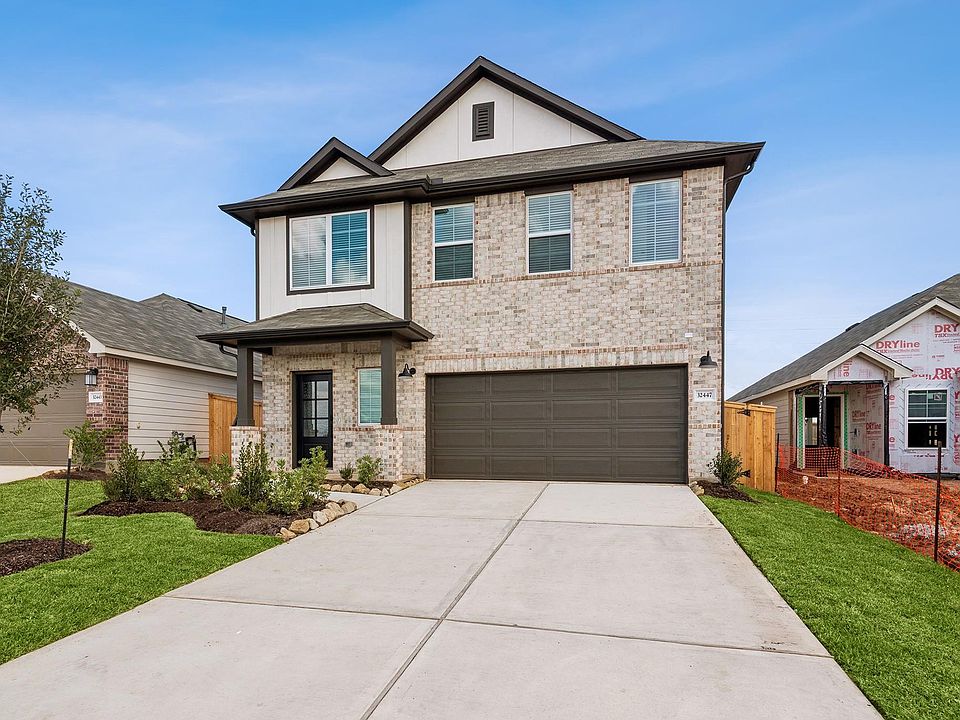 1st image of 32447 Sunbeam Dr