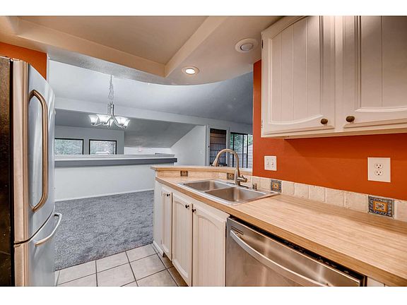 5th image of 11510 NE 128th St APT 1
