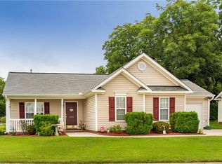 1820 Ardenton Dr, Winston Salem, NC 27127