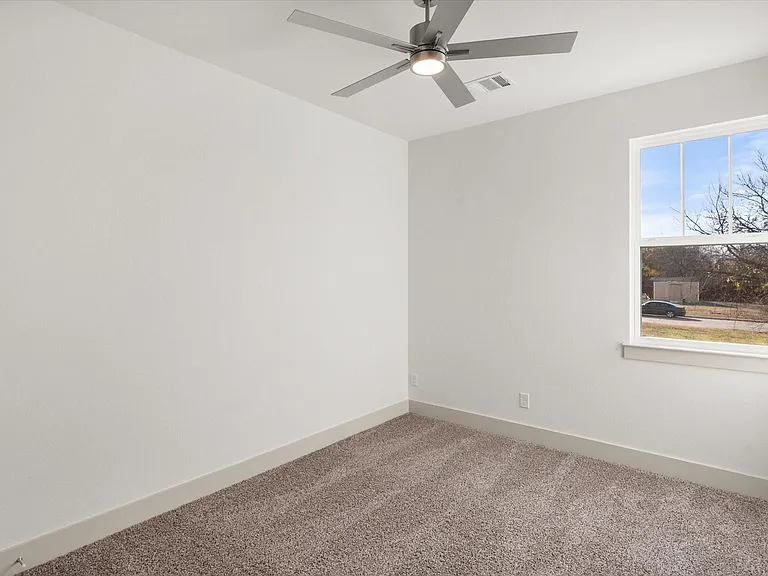 508 E Kimball St #2 — Photo 28
