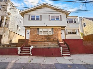521 Locust St, Mount Vernon, NY 10552