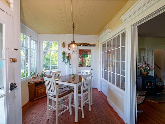 4th image of 226 Hines Rd