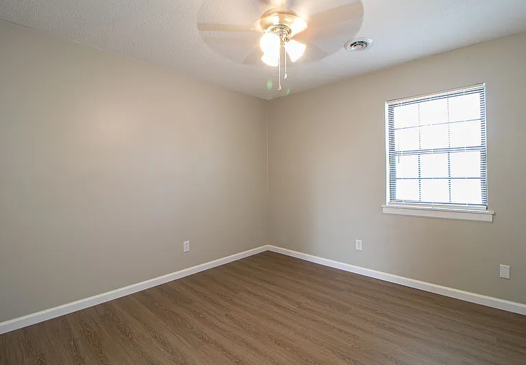 404-08 Thompsonville Ln — Photo 10