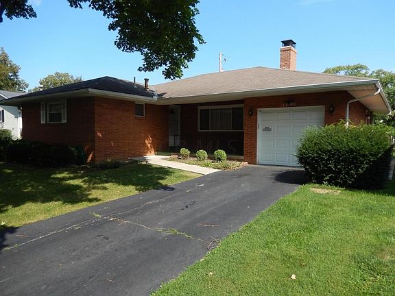3rd image of 1458 Hedgewood Pl