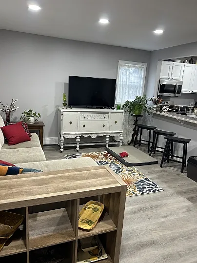 3 bed, $1,995 — Photo 3