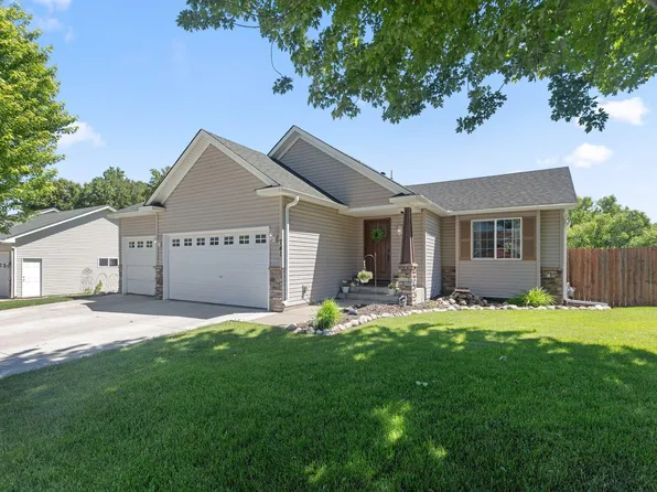 741 Morrison Ave S, Annandale, MN 55302