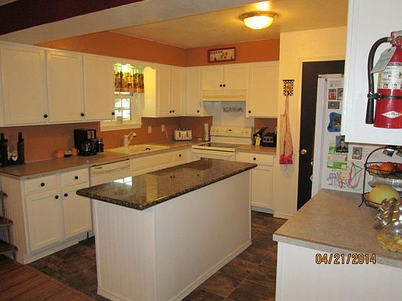 2nd image of 3617 E Ponderosa Blvd