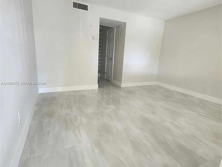 8550 SW 109th Ave #5-207 — Photo 7