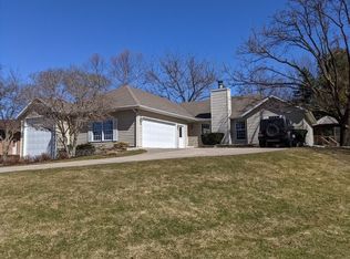 1364 Crestover Ct, Davis, IL 61019