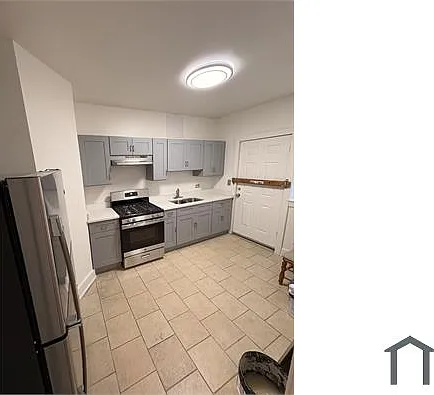 706 W 76th St #1 — Photo 1