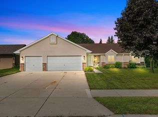 3529 N Chappell Dr, Appleton, WI 54914