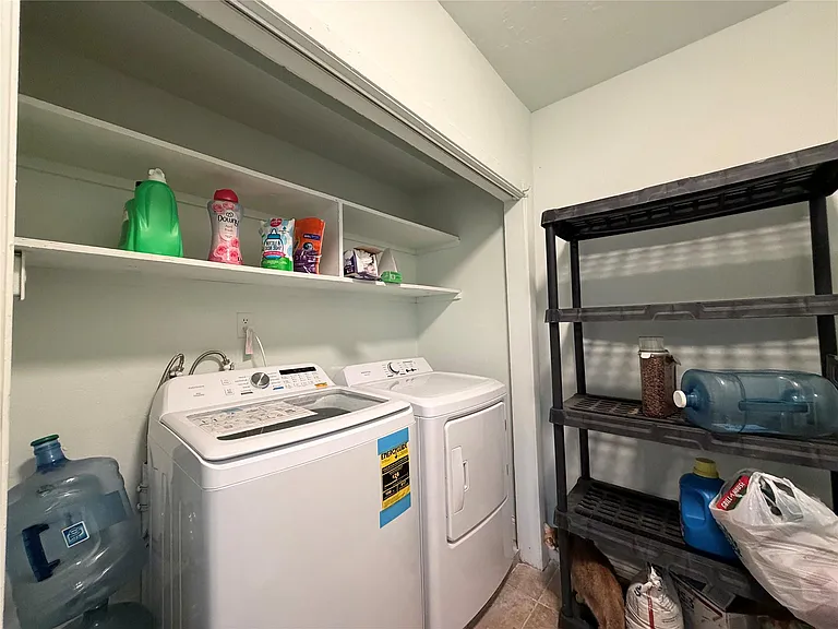 9507 Vogue Ln — Photo 24
