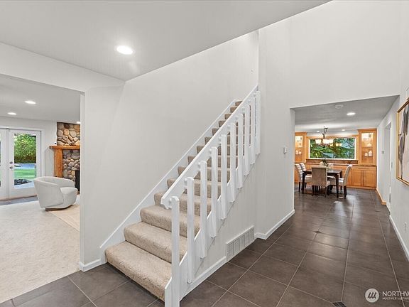 4th image of 26069 SE 154th Street