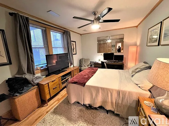 1354 W Carmen Ave #1F — Photo 16