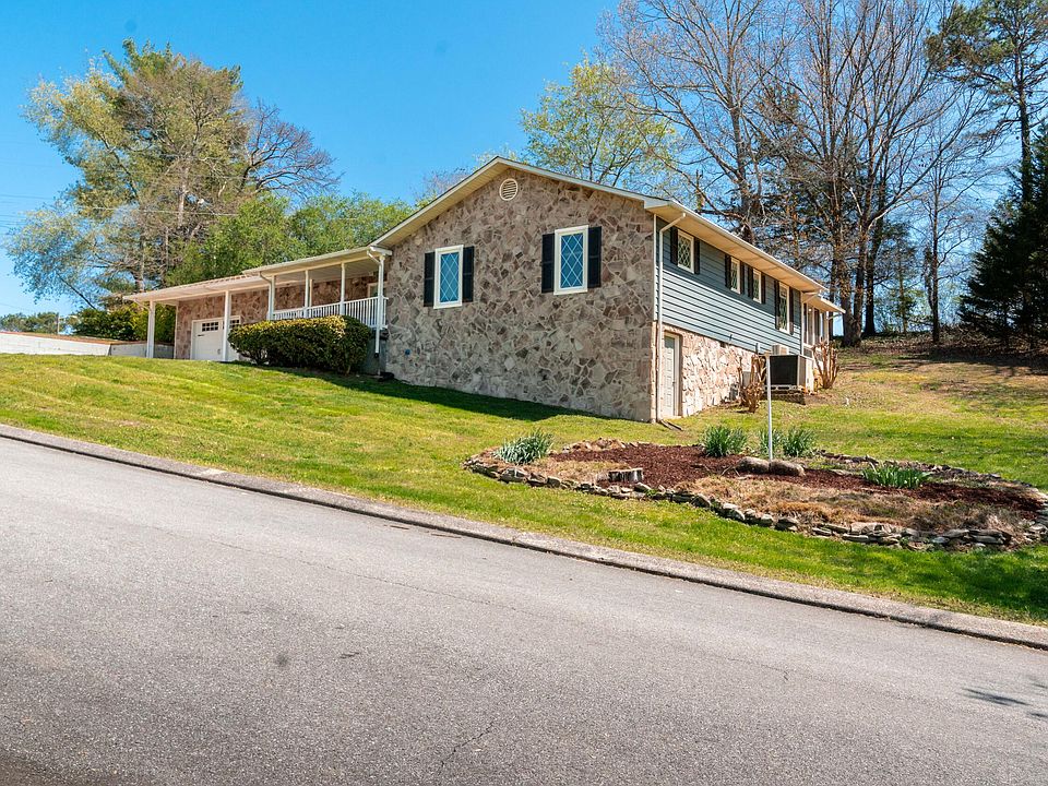 2228 Lakesite Dr, Soddy Daisy, TN 37379 Zillow