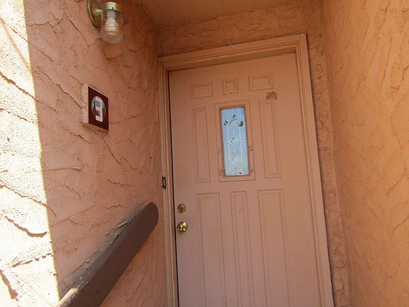 3rd image of 2922 Hillrise Dr APT 3