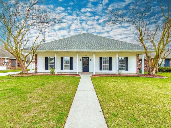 217 Windward Dr, Houma, LA 70360