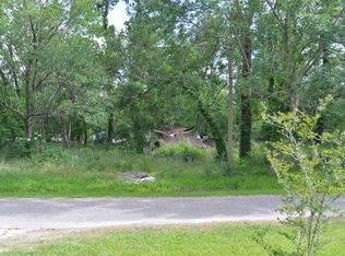 50 County Road 2400, Hull, TX 77564