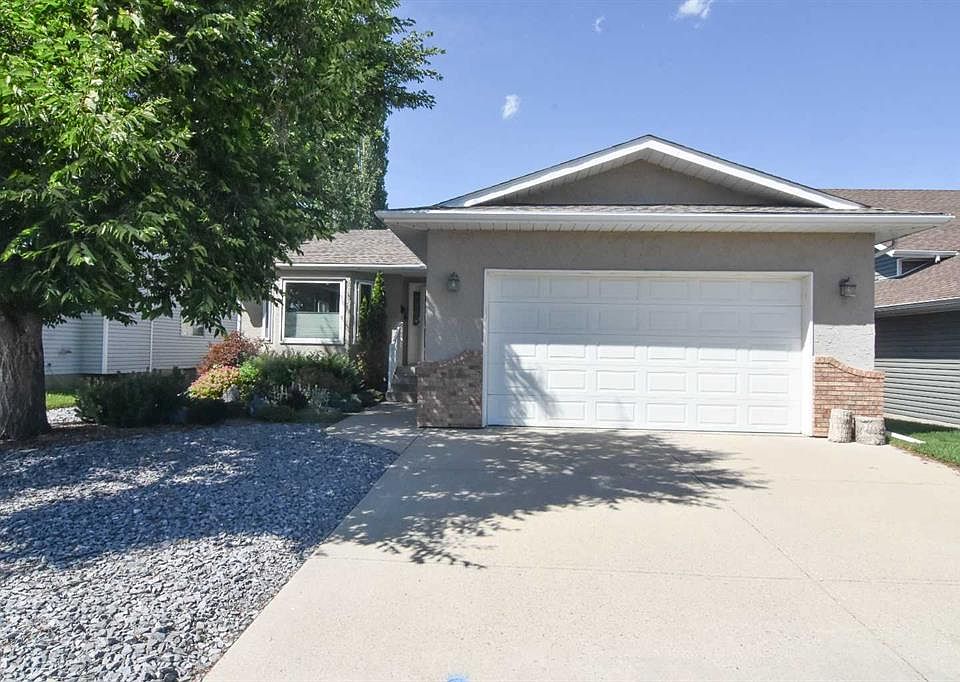 1st image of 254 S Maple Grove Cres
