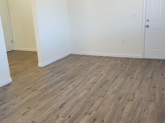 4th image of 3116 E Cicero St APT 201