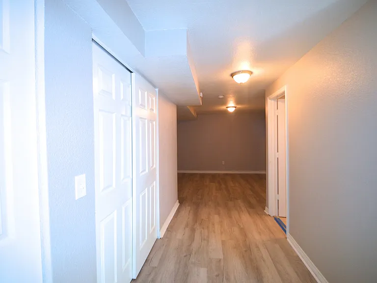 Highline Village Townhomes — Photo 8