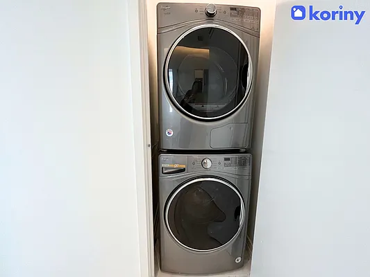 Rented by Koriny NYC LLC | media 17