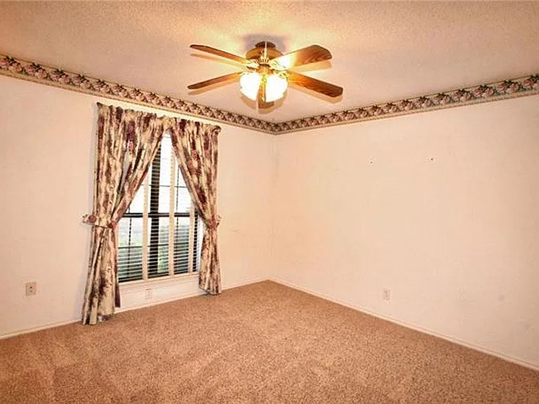 864 Western Trl — Photo 20
