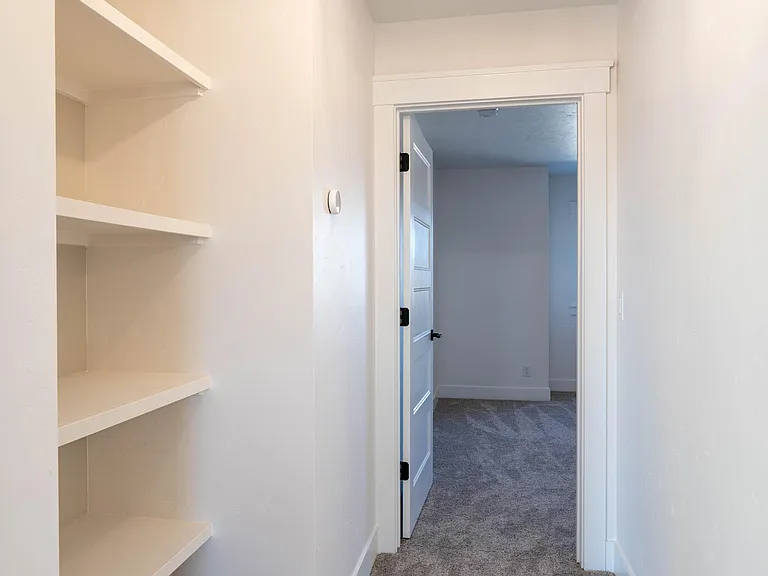 4200 W Lovegood Ln — Photo 34
