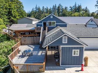 1935 17th St, North Bend, OR