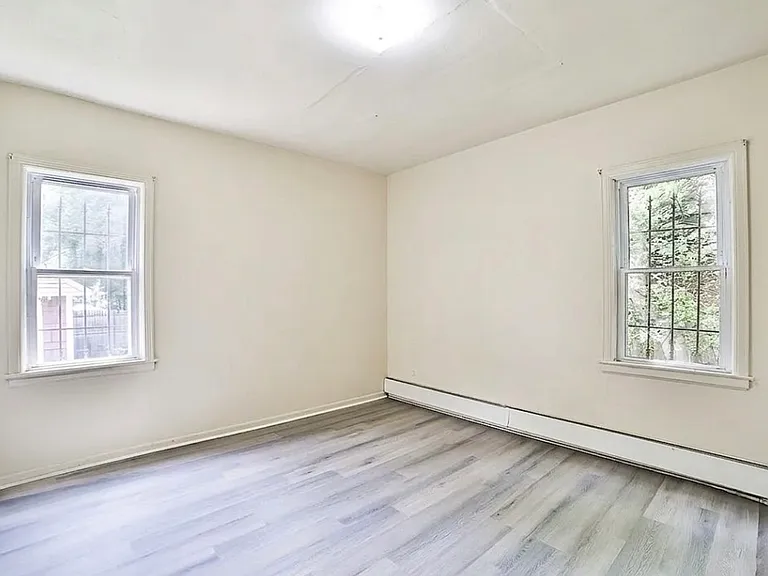 1811 Weston Ave #1 — Photo 5