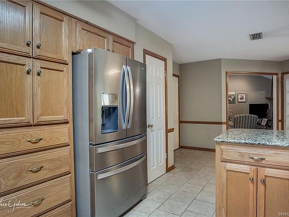 5th image of 9765 Amblewood Ln