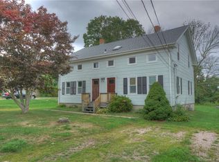 10 Clark St #12, Pawcatuck, CT 06379