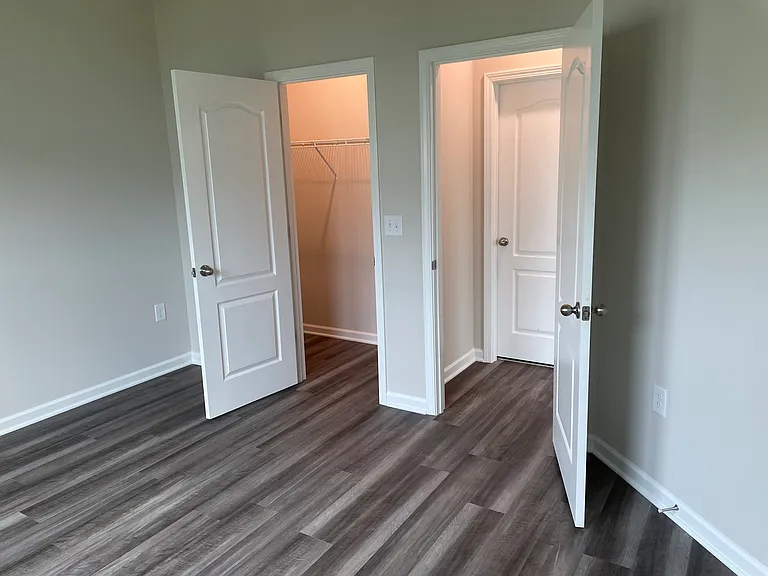 Guest Bedroom - Level 1