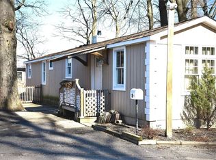 35 Carls Pl, Riverhead, NY 11901