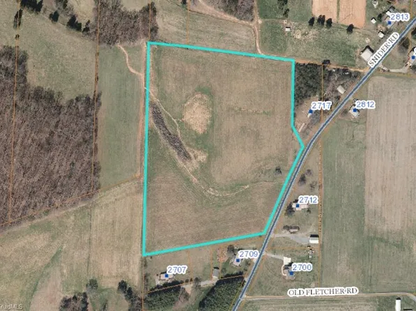 1 Snider Rd, Yadkinville, NC 27055