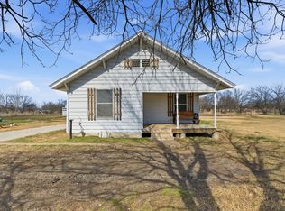 18051 Brookfield Dr, Justin, TX 76247