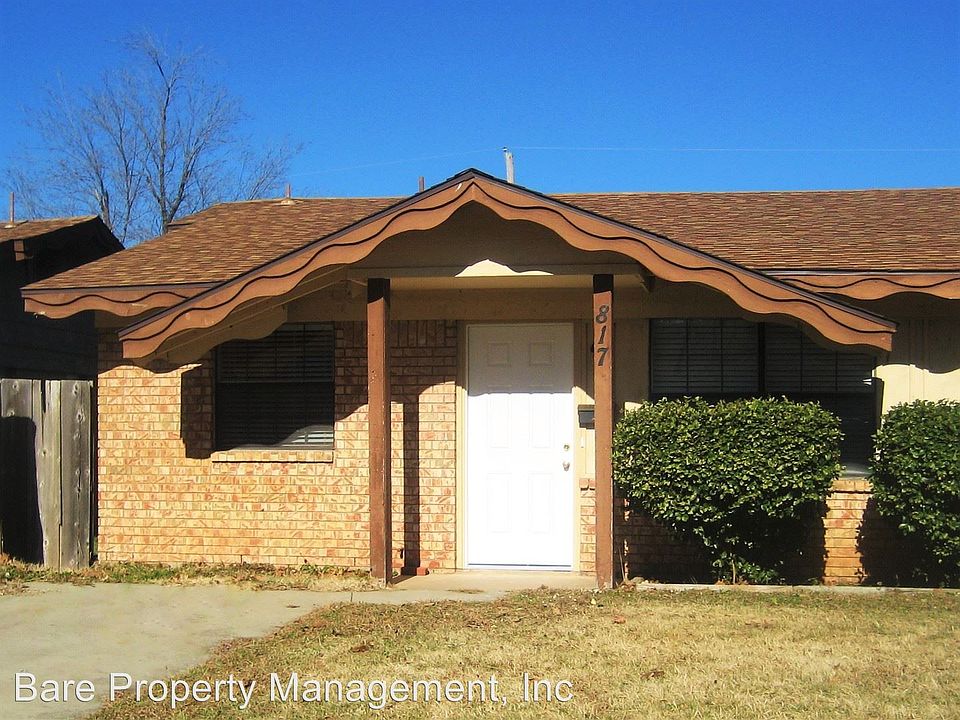 1st image of 817 Owl St #819