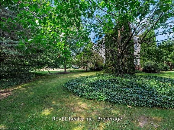 3rd image of 411 Victoria St Lot 3