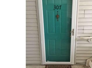 307 Stone Hurst Ct, New Castle, DE 19720