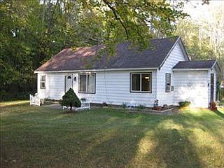 1st image of 13735 S 34th St