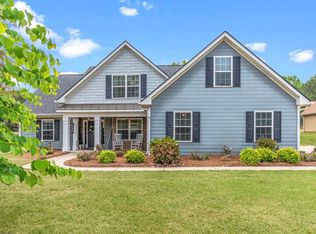 1111 Whispering Lakes Dr, Madison, GA 30650