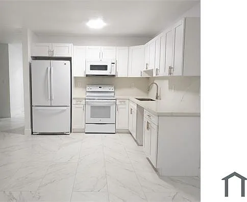 4 bed, $3,250 — Photo 2