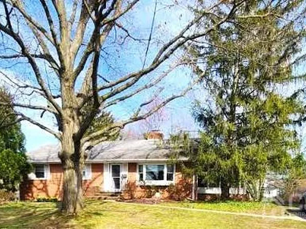 11 Winkler Rd, Sayreville, NJ 08872