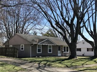 450 Sandy Ln, Franklin, OH 45005