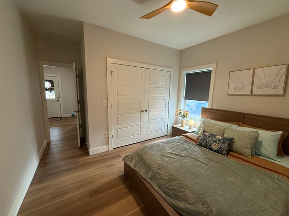 2015 Cureton Dr #A, Urbana, IL