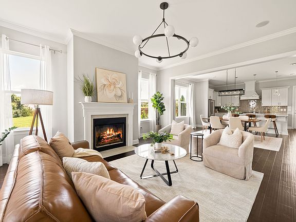 2nd image of 2038 Cabell Dr